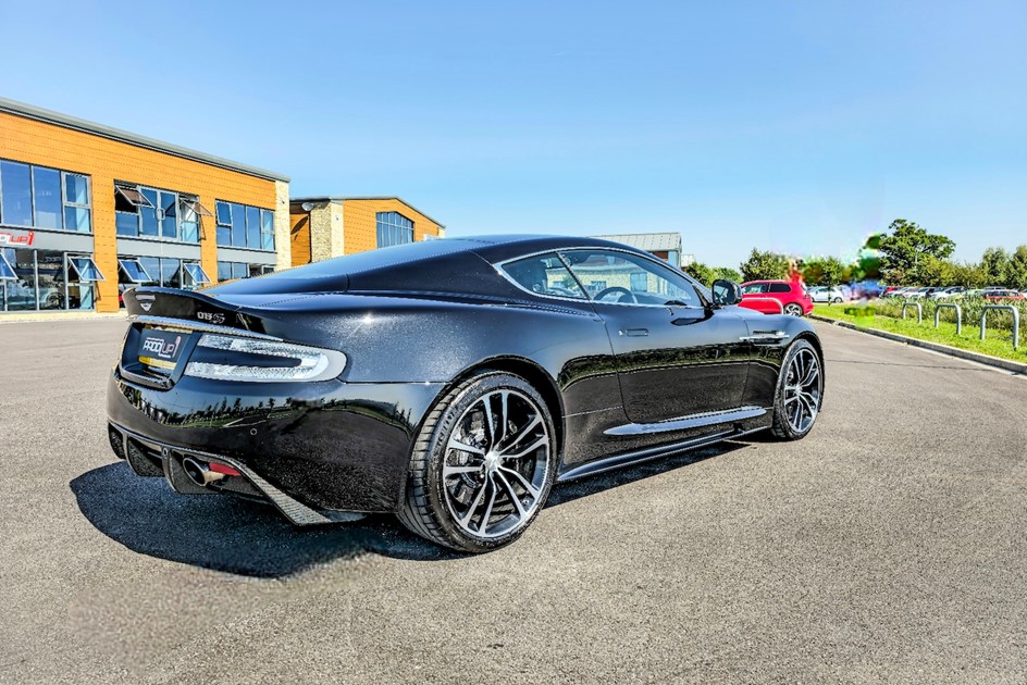 Paddlup Aston Martin Dbs Carbon Balck Edition Ext 1