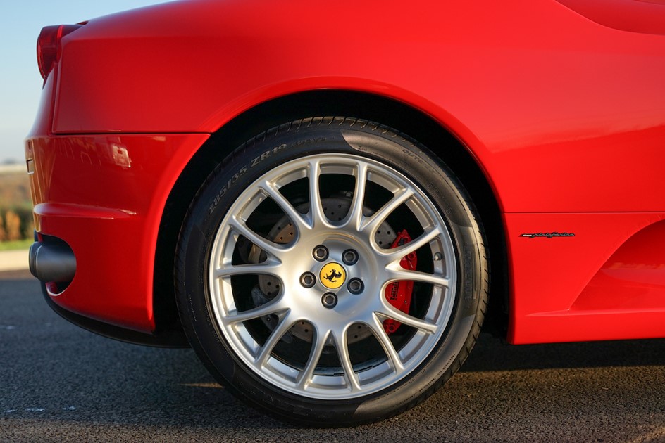 Ferrari F430 Manual Paddlup 3