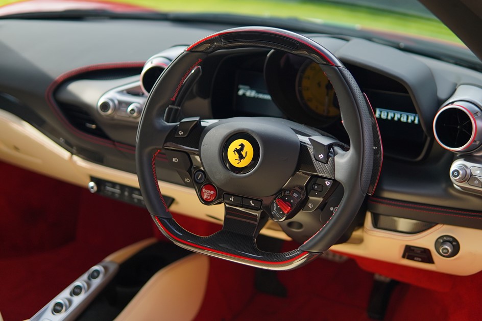 Paddlup Ferrari F8 Tributo Internal 4