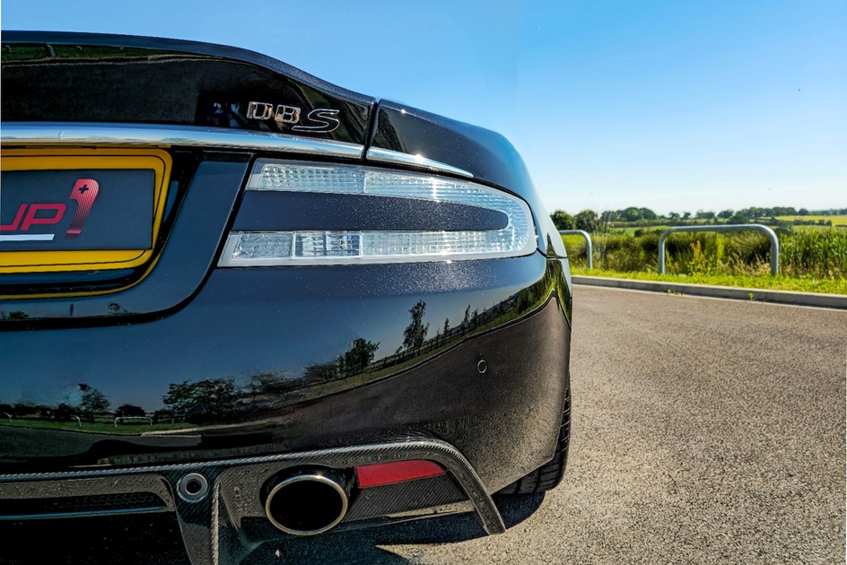 Paddlup Aston Martin Dbs Carbon Balck Edition Ext 25