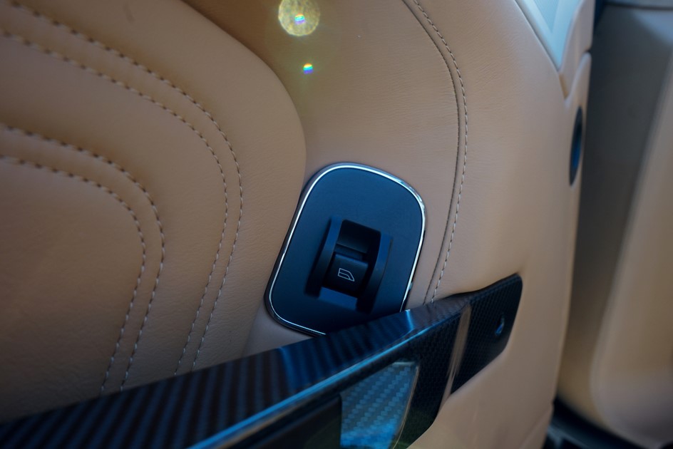 Aston Martin DBS Internal Paddlup 2022 55