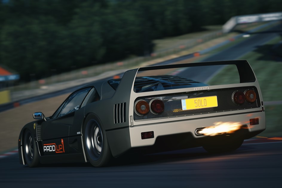 PaddlUp's wrapped Ferrari F40 in the Assetto Corsa game